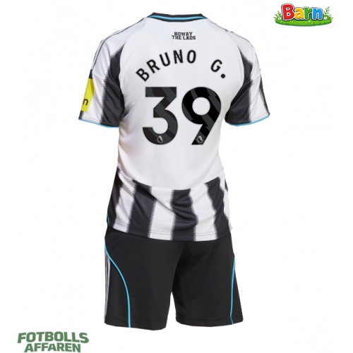 Newcastle United Bruno Guimaraes #39 Hemmaställ Barn 2025-26 Kortärmad (+ Korta byxor)